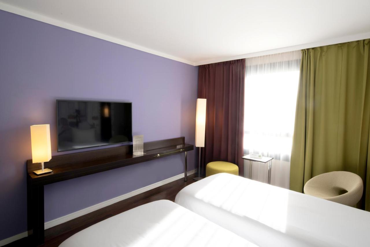 Ibis Styles Evry Courcouronnes Hotel And Events Exterior photo